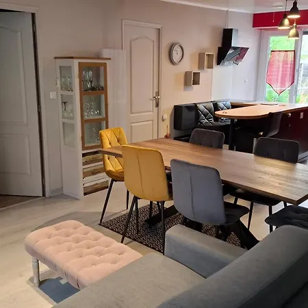 Апартаменты Maison De Иссуар